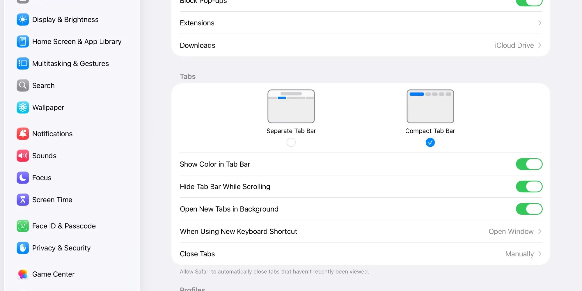 Apple iPadOS 26.4 e macOS 26.4 Tahoe - Beta 1 - Safari barra compatta 9to5Mac