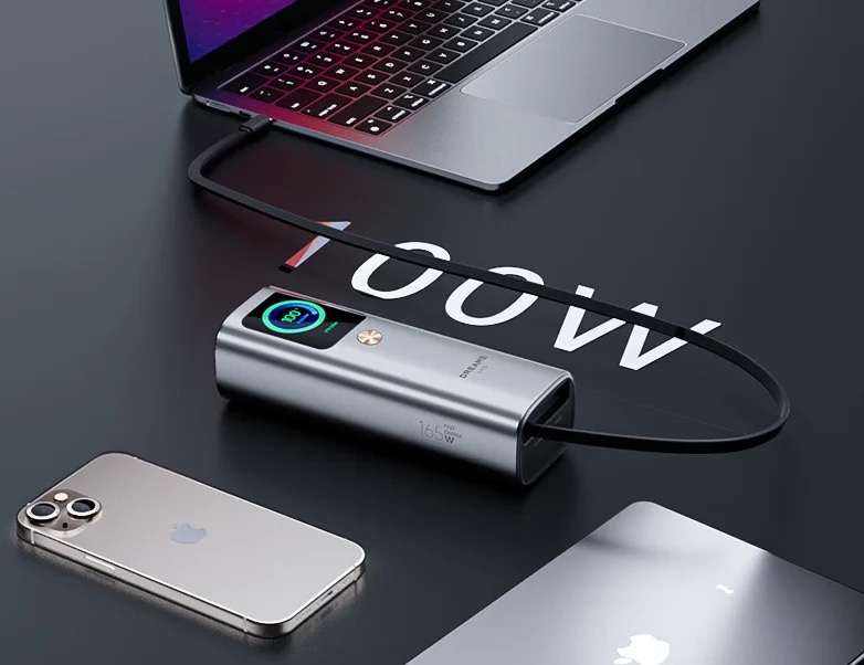 Dreame lancia un power bank da 165 W con cavo integrato e display smart 4