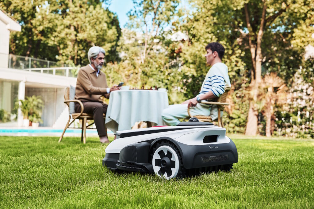 ECOVACS vuole stupire e annuncia i nuovi robot 2026 per la cura di casa e giardino 1
