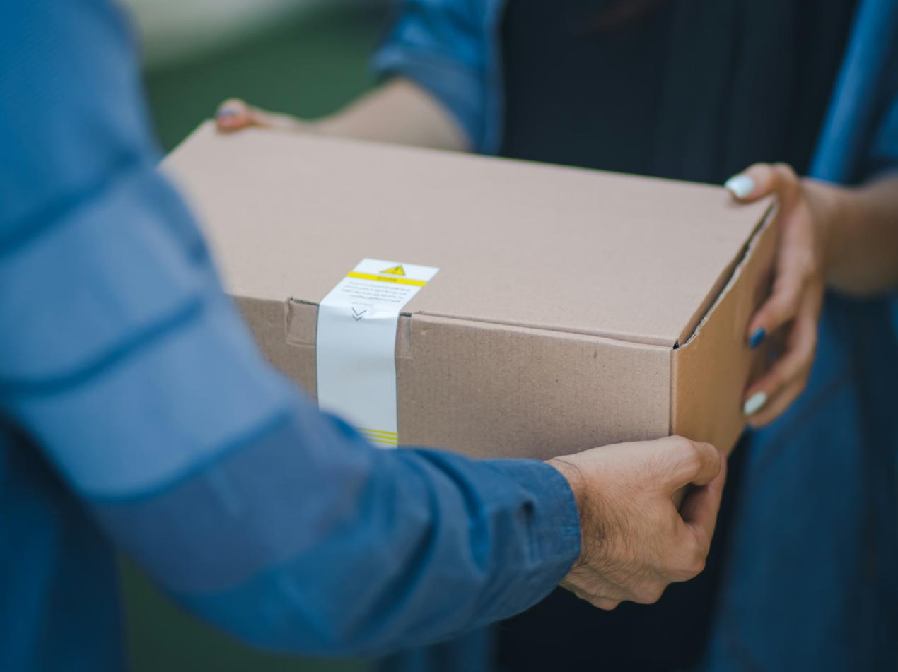 La tassa italiana da 2 euro per i pacchi extra UE ha già provocato non pochi problemi