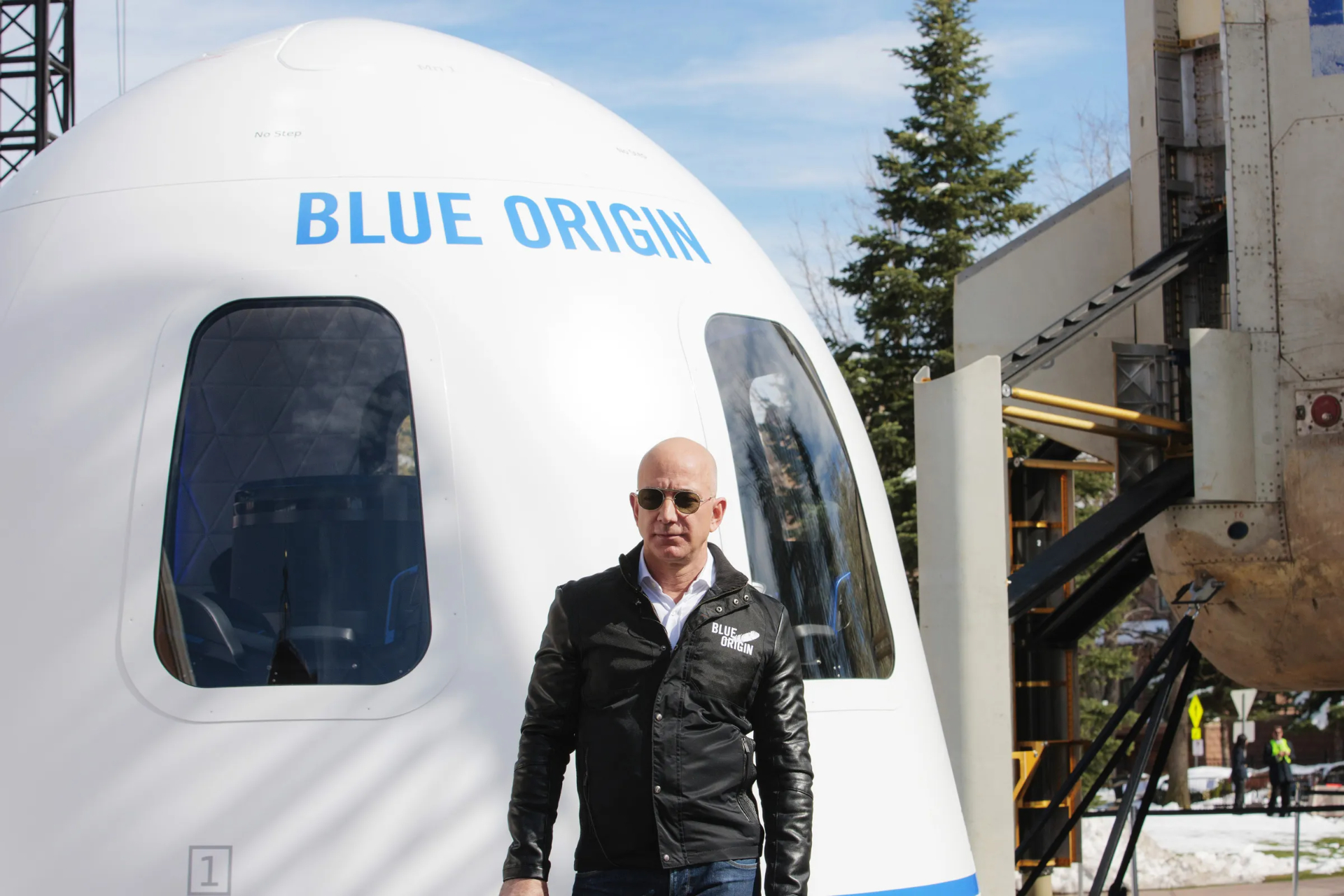 Blue Origin ferma New Shepard per 2 anni e Roscosmos slitta Amur al 2030 2