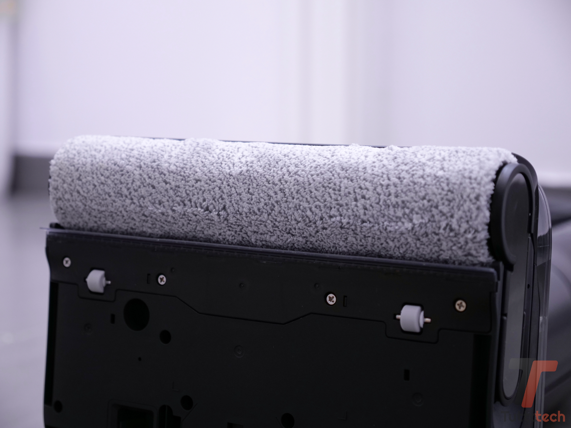 Recensione Roborock F25 ACE Pro: lavapavimenti con detergente schiumogeno perfetta per chi ha animali 8