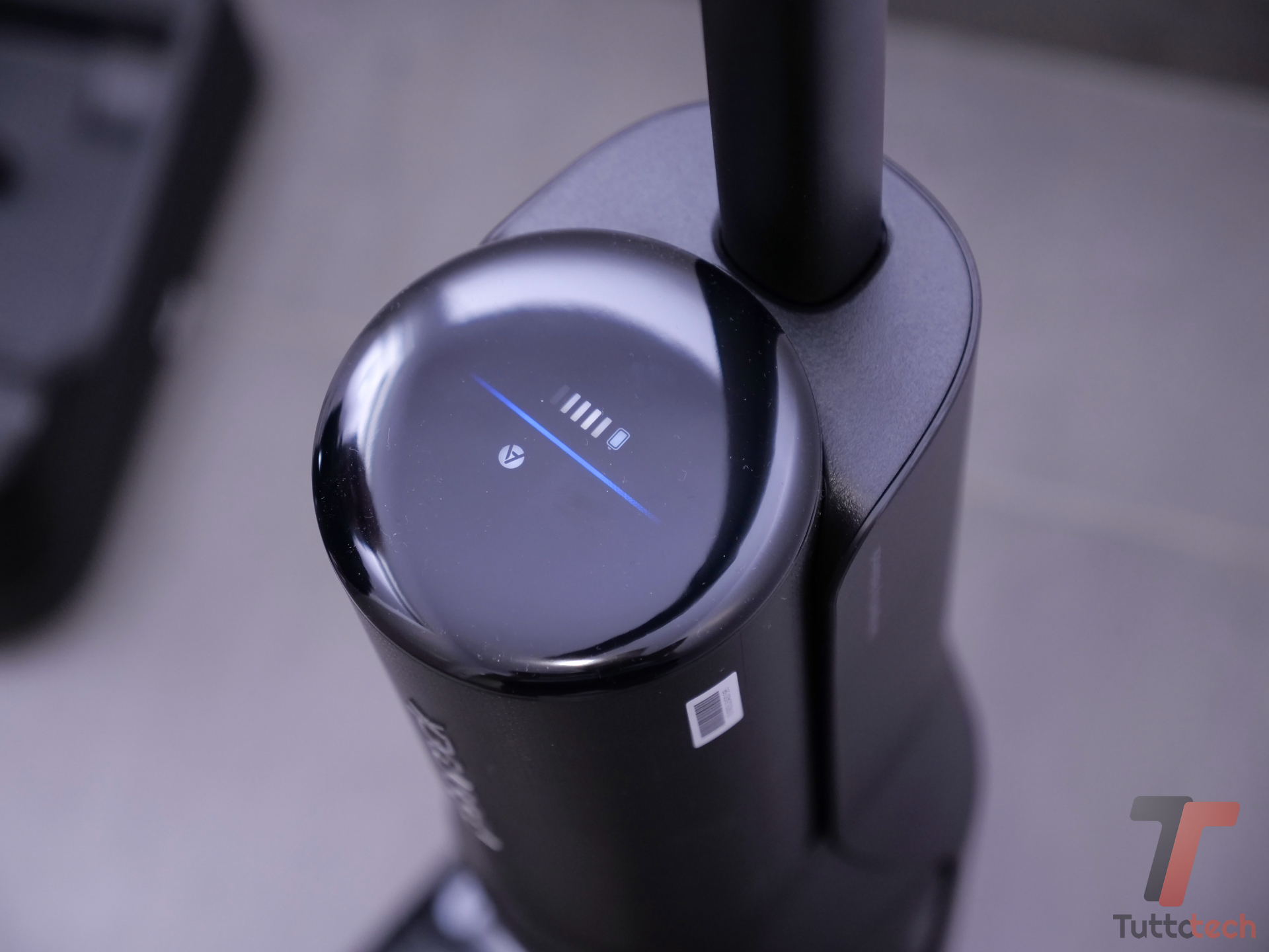 Recensione Roborock F25 ACE Pro: lavapavimenti con detergente schiumogeno perfetta per chi ha animali 10