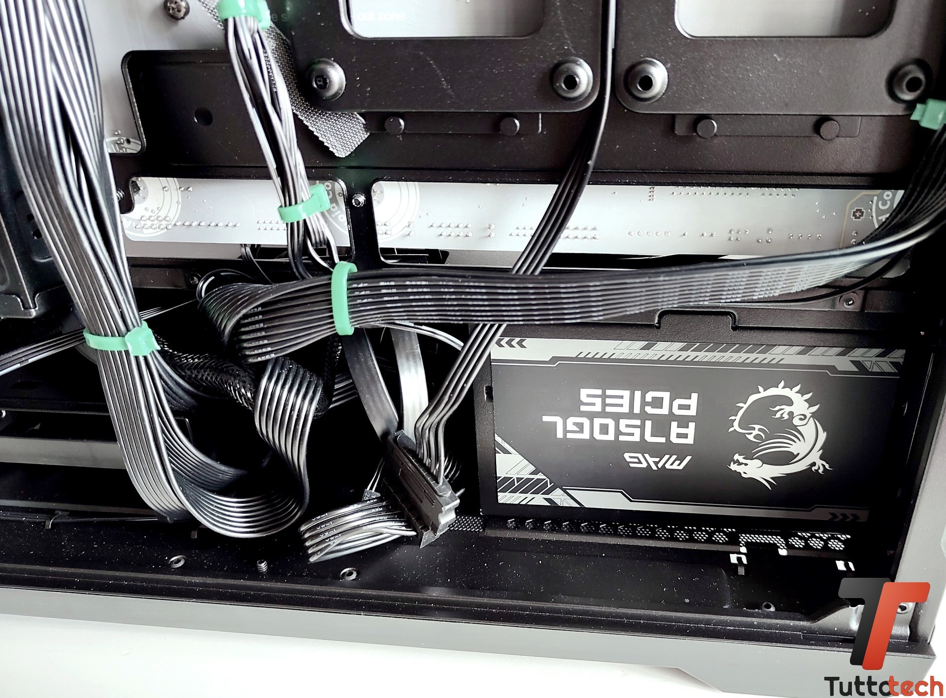 PC da gaming BREUNOR POWERED BY MSI: l'opzione giusta per assemblare una build senza sbattimenti 34