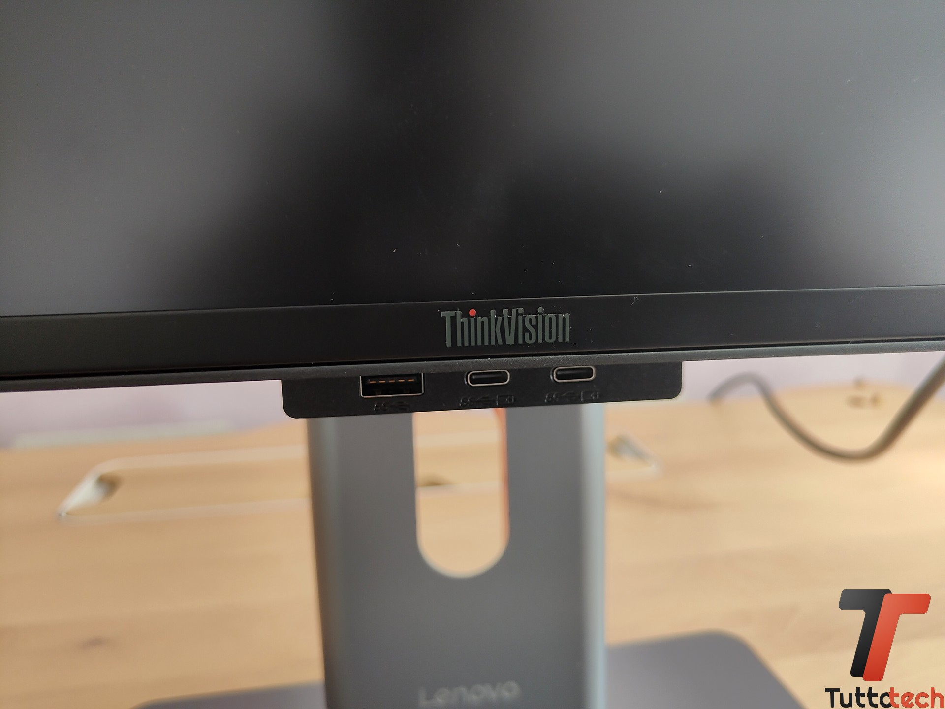 Recensione Lenovo ThinkVision P34WD-40: il monitor ultrawide che diventa una postazione da lavoro 30