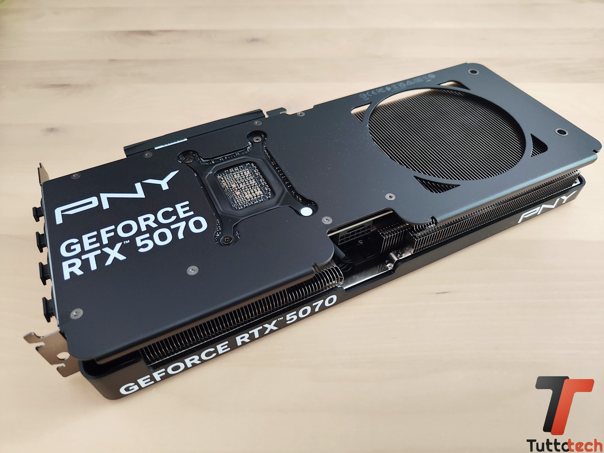 PNY GeForce RTX 5070 Slim OC-tt-13