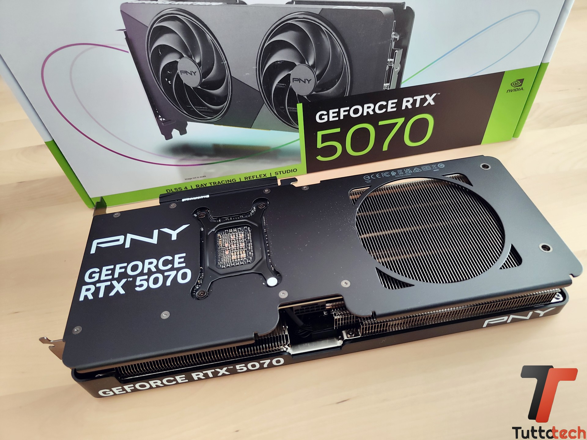PNY GeForce RTX 5070 Slim OC-tt-20
