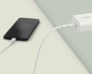 Ricarica sicura e intelligente: alimentatore Belkin 25W con USB-C PD in offerta a meno di 10€ 3