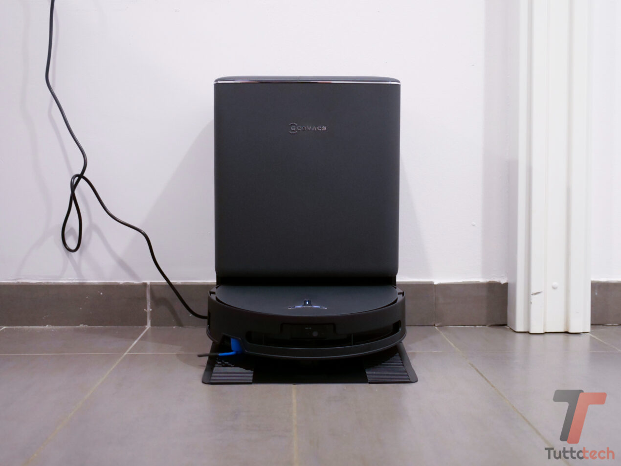 Recensione ECOVACS DEEBOT T90 Pro Omni: 30.000 Pa, lava benissimo e costa meno degli altri