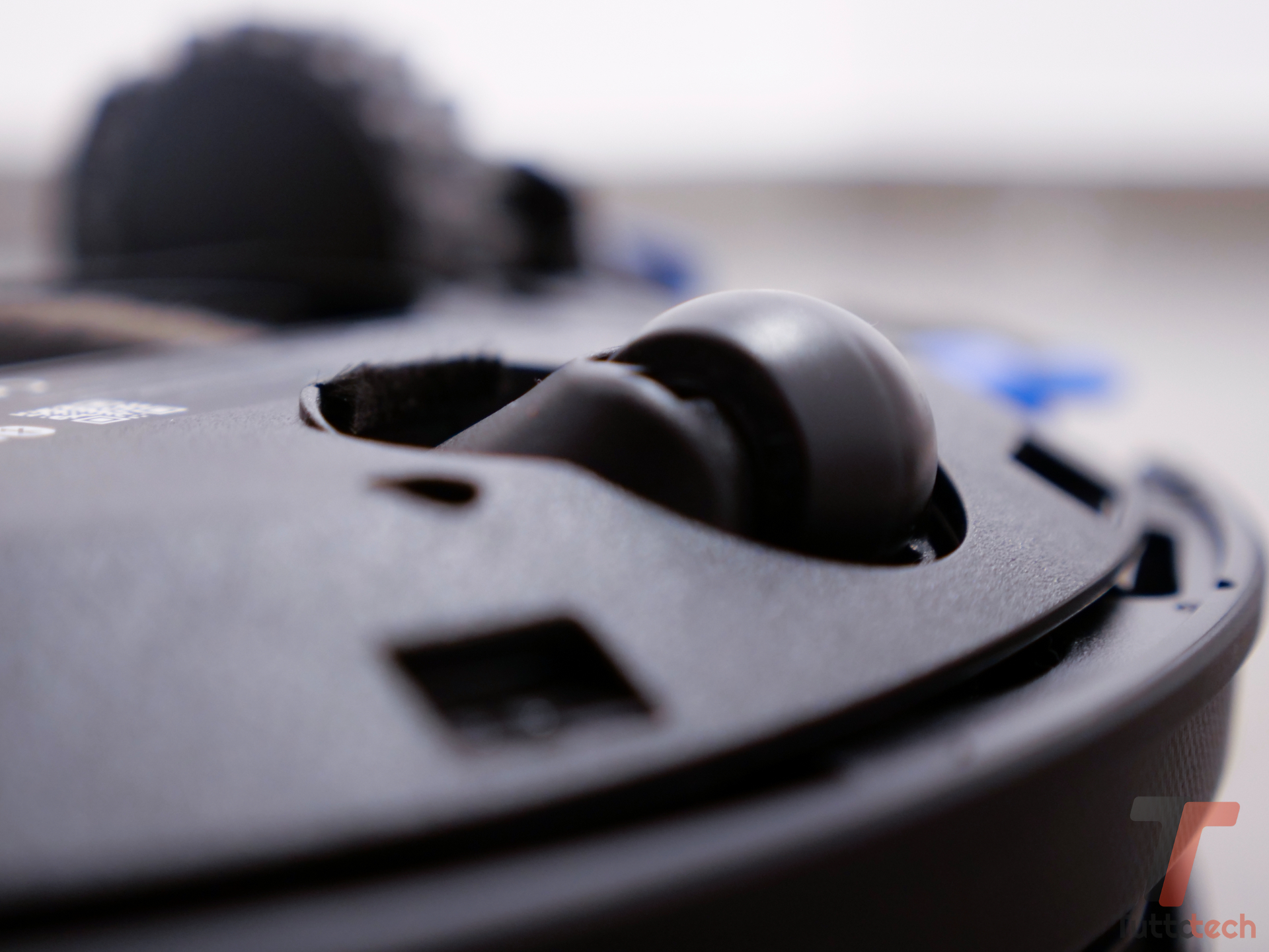 Recensione ECOVACS DEEBOT T90 Pro Omni: 30.000 Pa, lava benissimo e costa meno degli altri 7