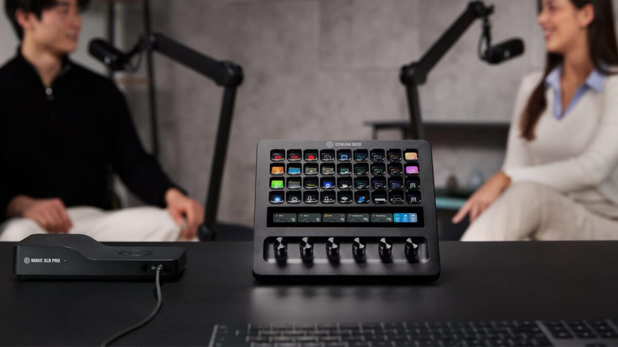 Elgato presenta lo Stream Deck Plus XL: più pulsanti, una touch strip e sei manopole
