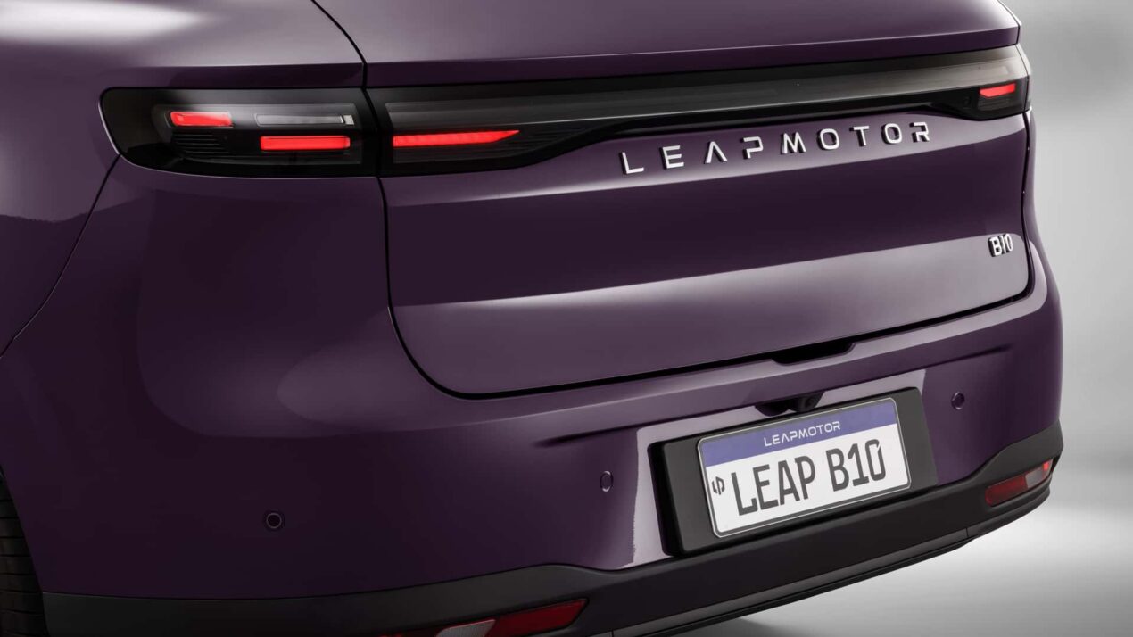 Leapmotor supera per la prima volta le 100.000 consegne mensili e non accenna a fermarsi