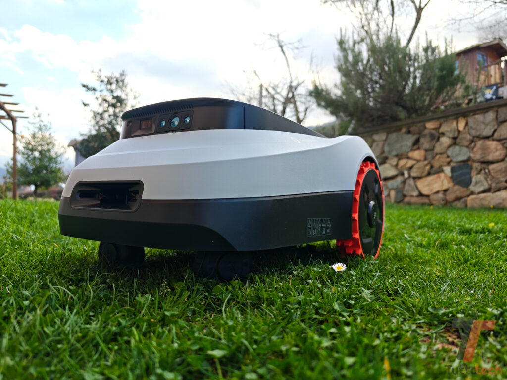 Recensione Navimow i208 LiDAR: il robot tagliaerba di Segway che fa tutto da solo 16