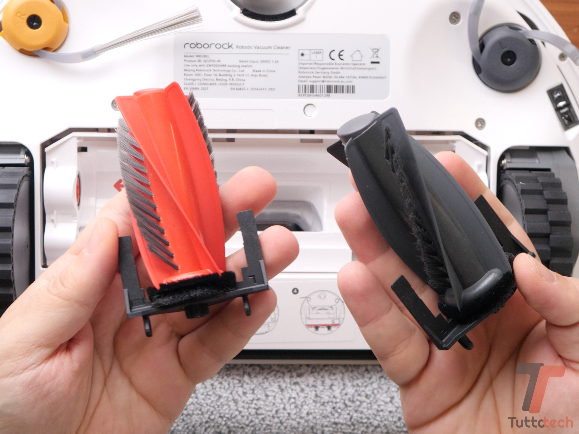 Recensione Roborock Qrevo Curv 2 FlowX: pulizia di livello, buona la prima col rullo per Roborock 17