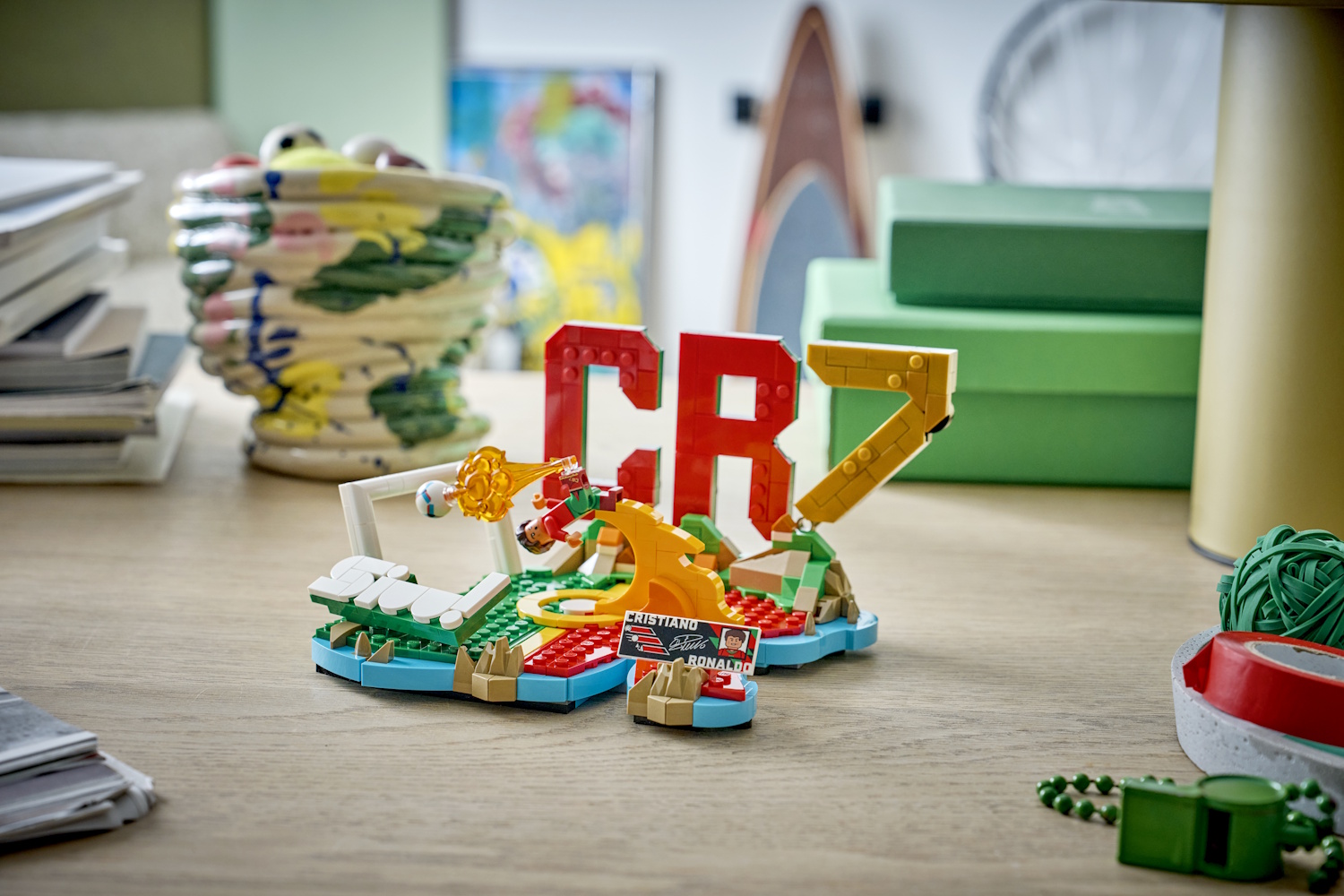 LEGO celebra la magia del calcio con i set di CR7, Messi, Mbappé e Vini Jr. 5