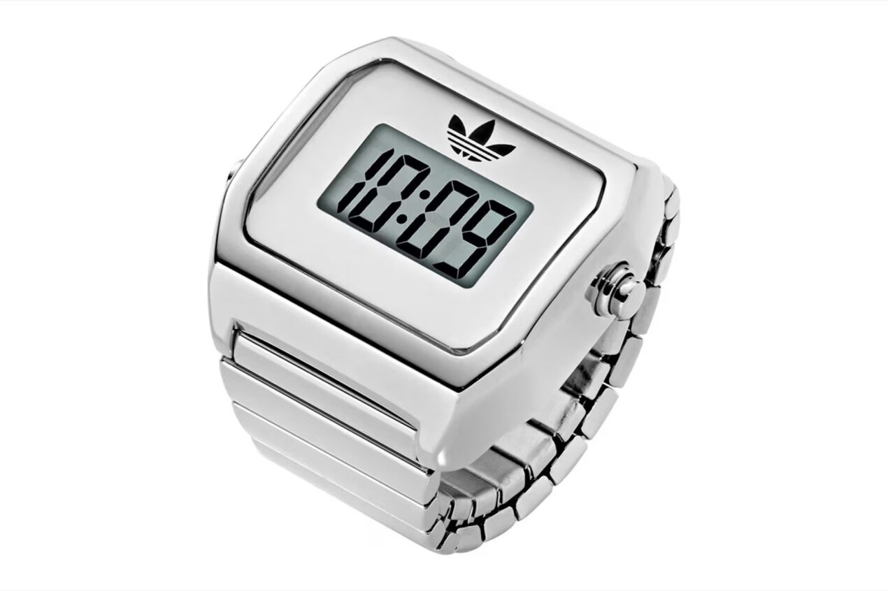 Adidas lancia il suo anello-orologio digitale in collaborazione con Timex 1