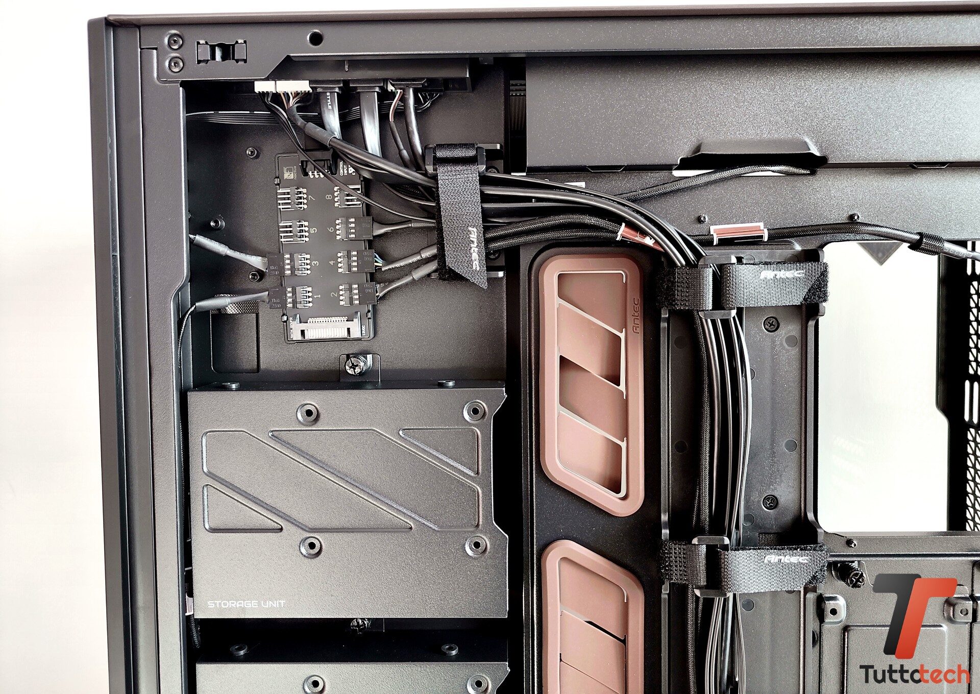 Antec Flux Pro Noctua Edition-tt-26