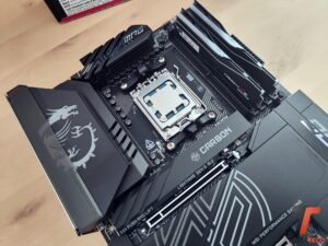 MSI MPG X870E CARBON WIFI-tt-15