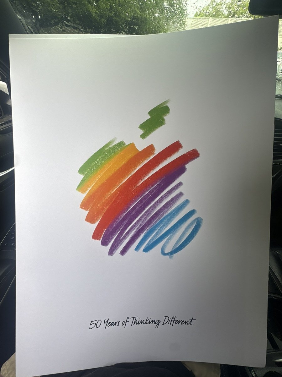 Apple compie 50 anni tra celebrazioni, Tim Cook al Nasdaq e un concerto di Paul McCartney 5