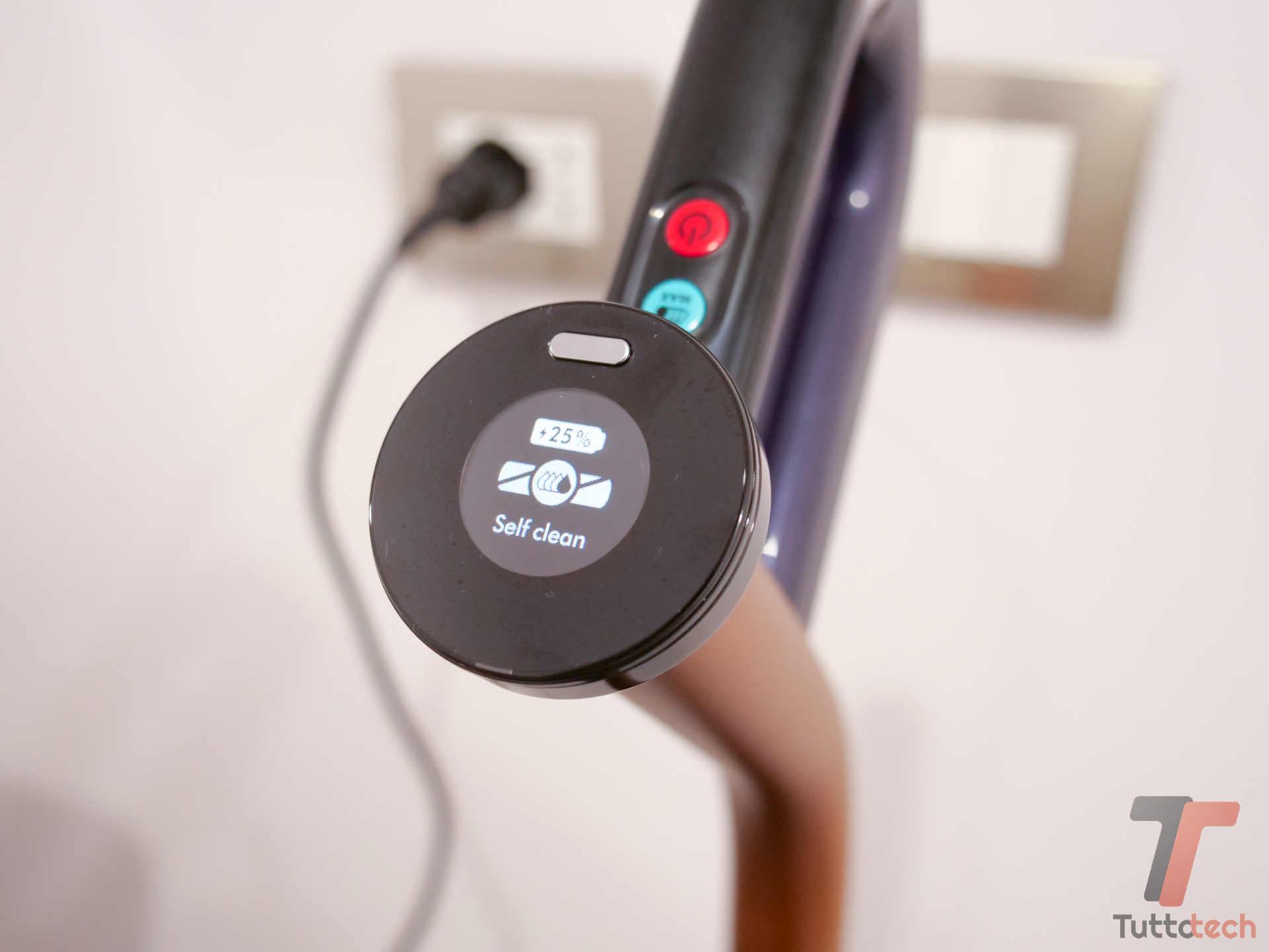 Recensione Dyson Clean+Wash Hygiene: la più agile delle lavapavimenti con qualche compromesso 14