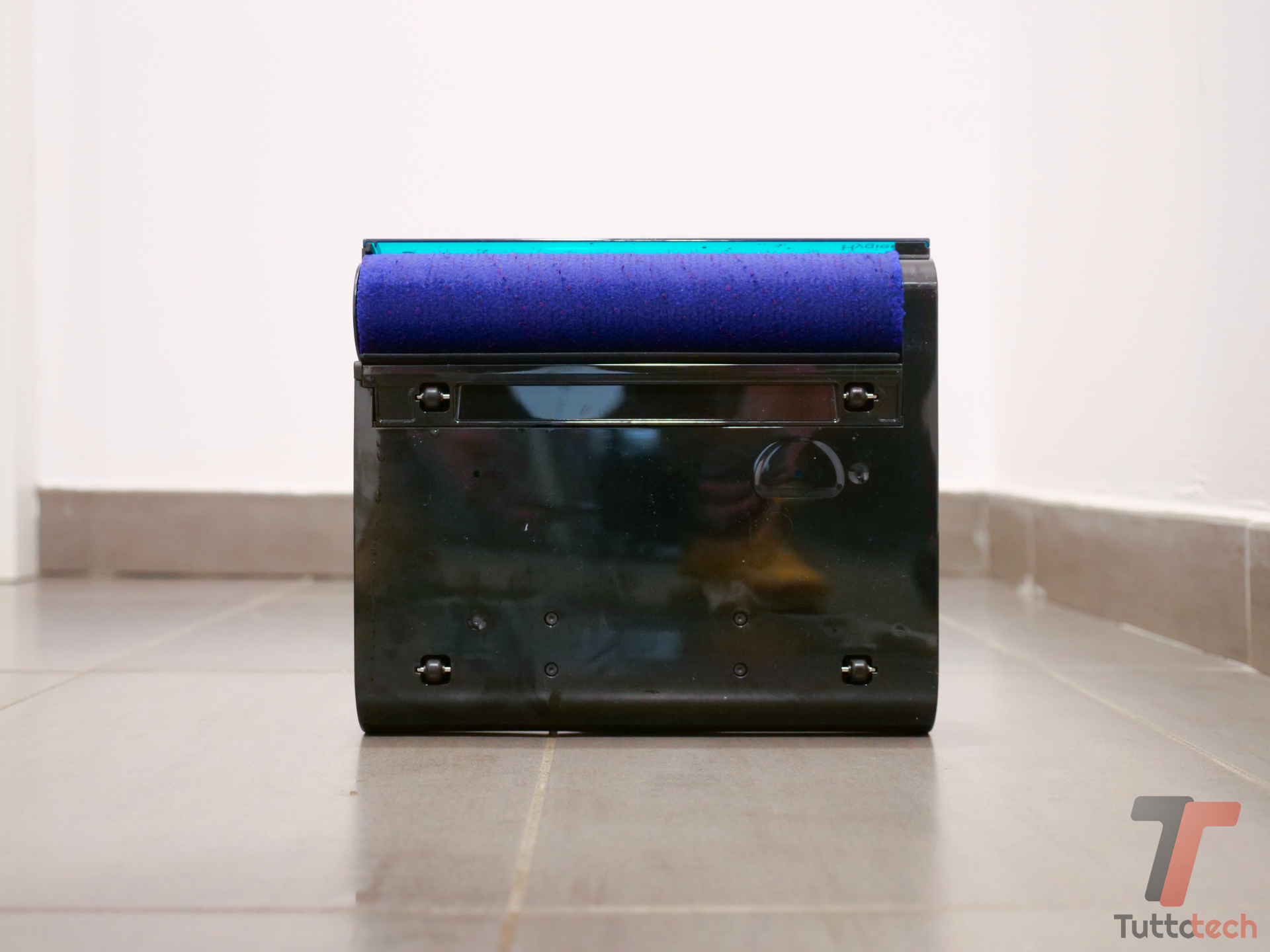 Recensione Dyson Clean+Wash Hygiene: la più agile delle lavapavimenti con qualche compromesso 2