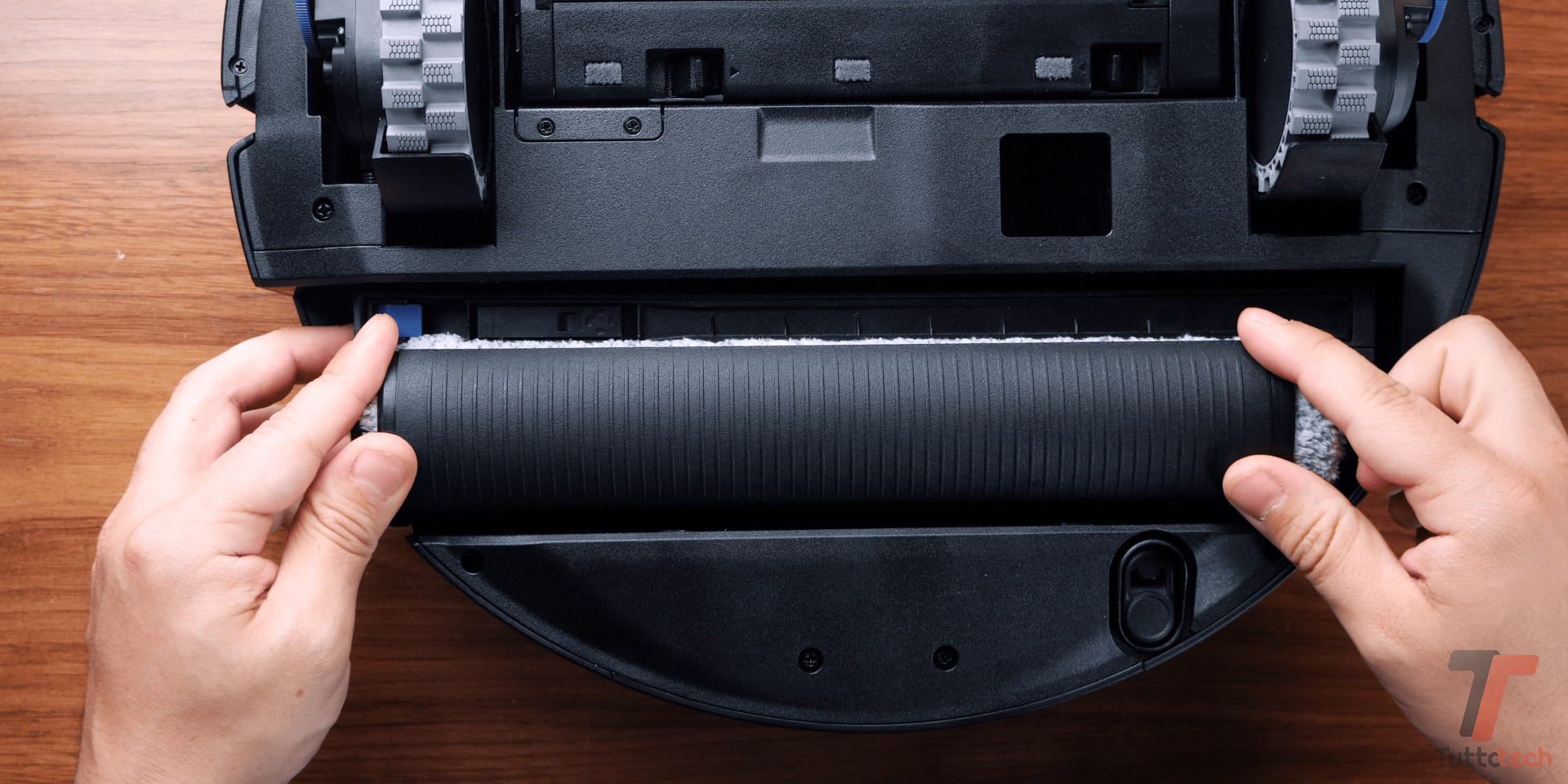 Recensione ECOVACS X12: duplice versione, ha tutto al top e persino lo spruzzo per le macchie ostinate 4