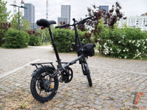 Recensione Engwe Zip: finalmente una bici elettrica pieghevole compattissima 5