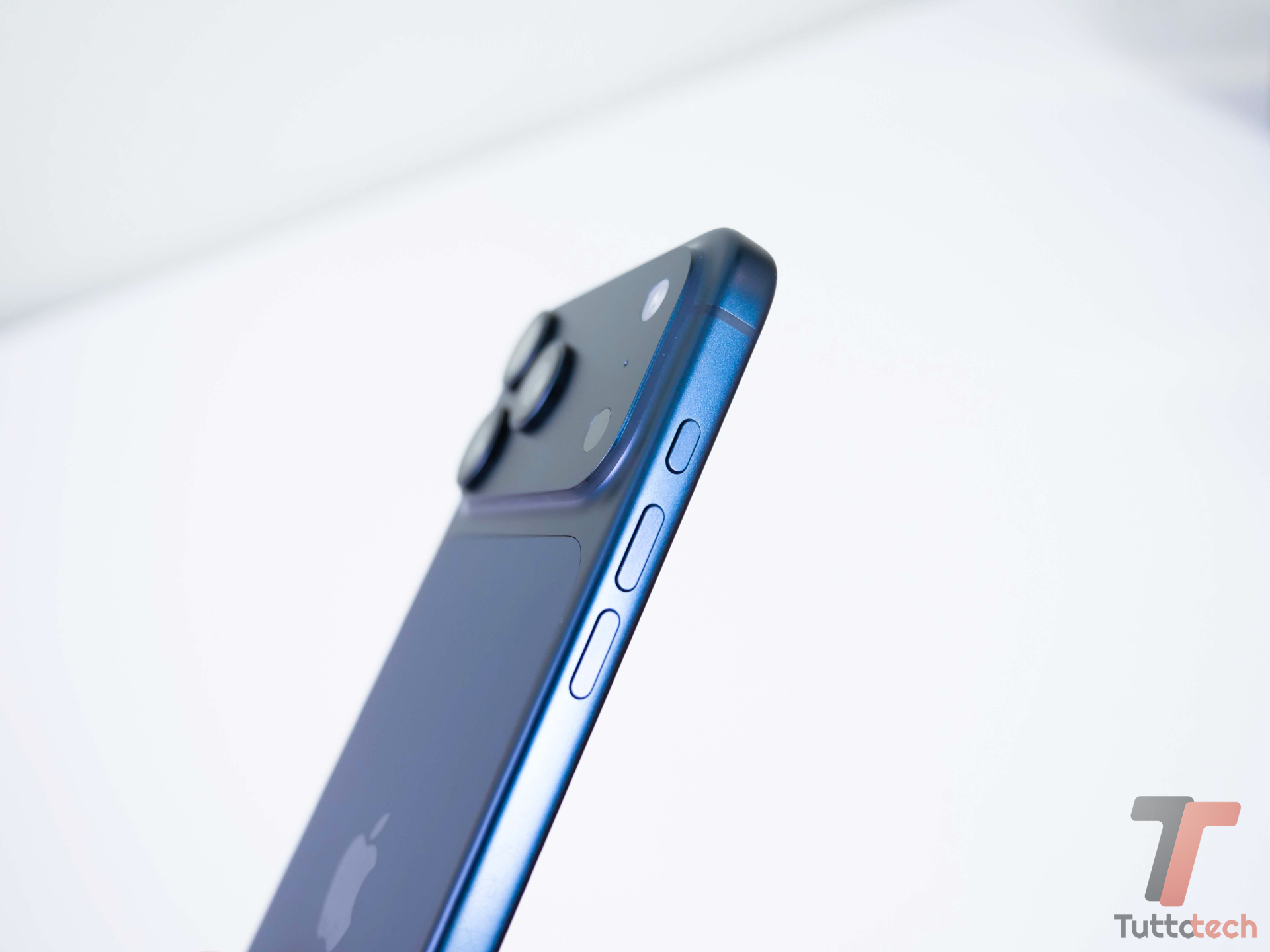 Recensione iPhone 17 Pro Max: dopo mesi di utilizzo è davvero il migliore? 4