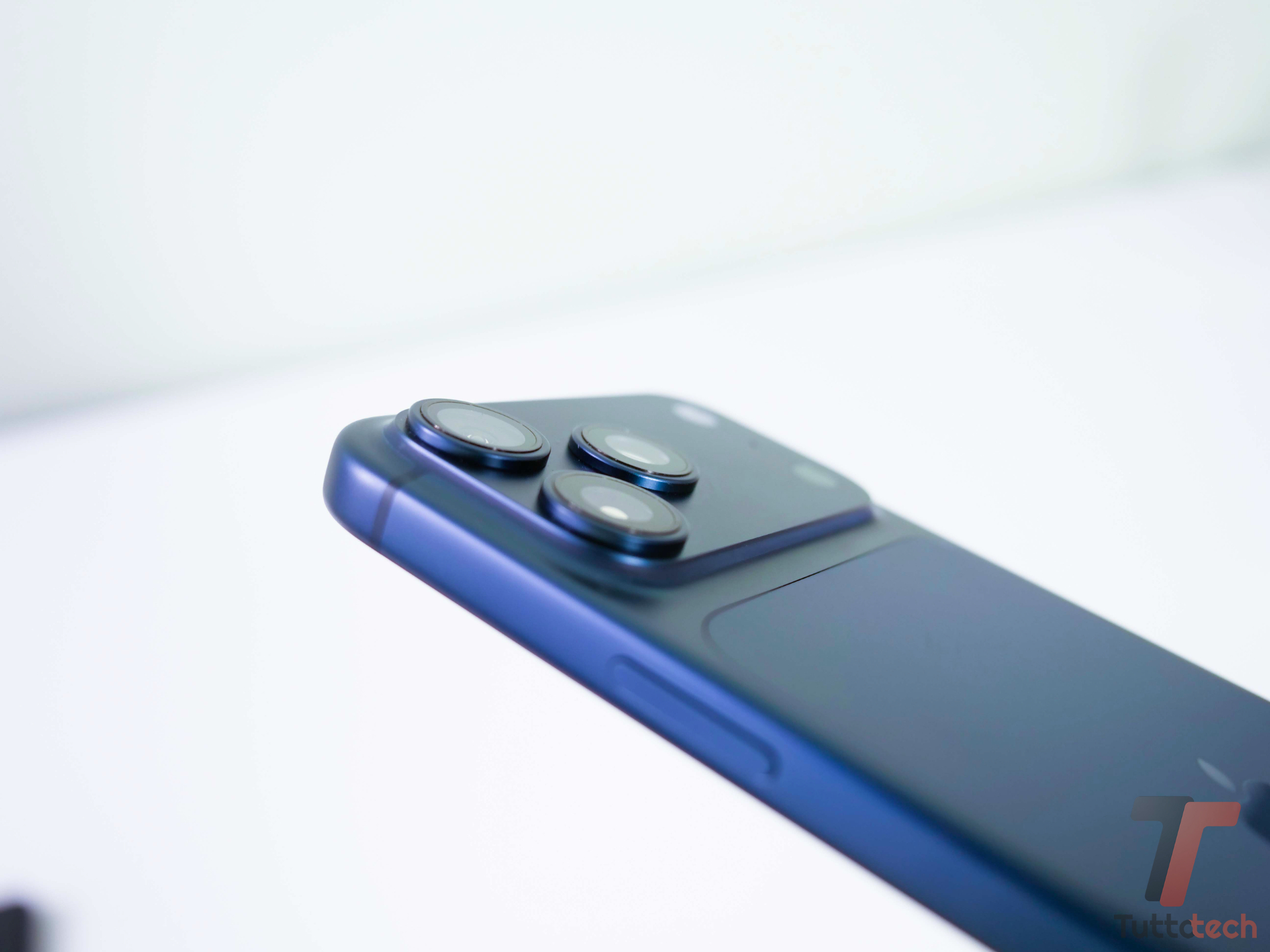 Recensione iPhone 17 Pro Max: dopo mesi di utilizzo è davvero il migliore? 9