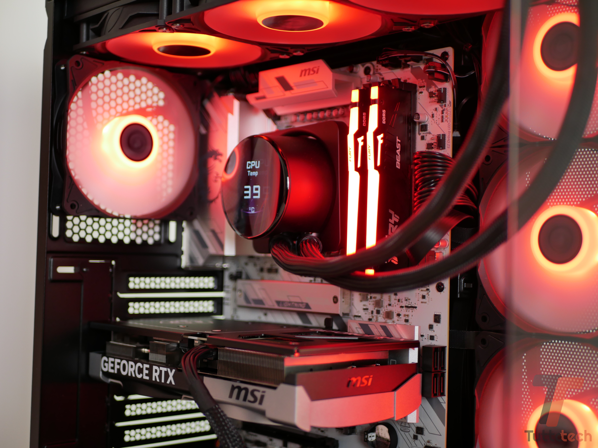 PC da gaming BREUNOR POWERED BY MSI: l'opzione giusta per assemblare una build senza sbattimenti 37