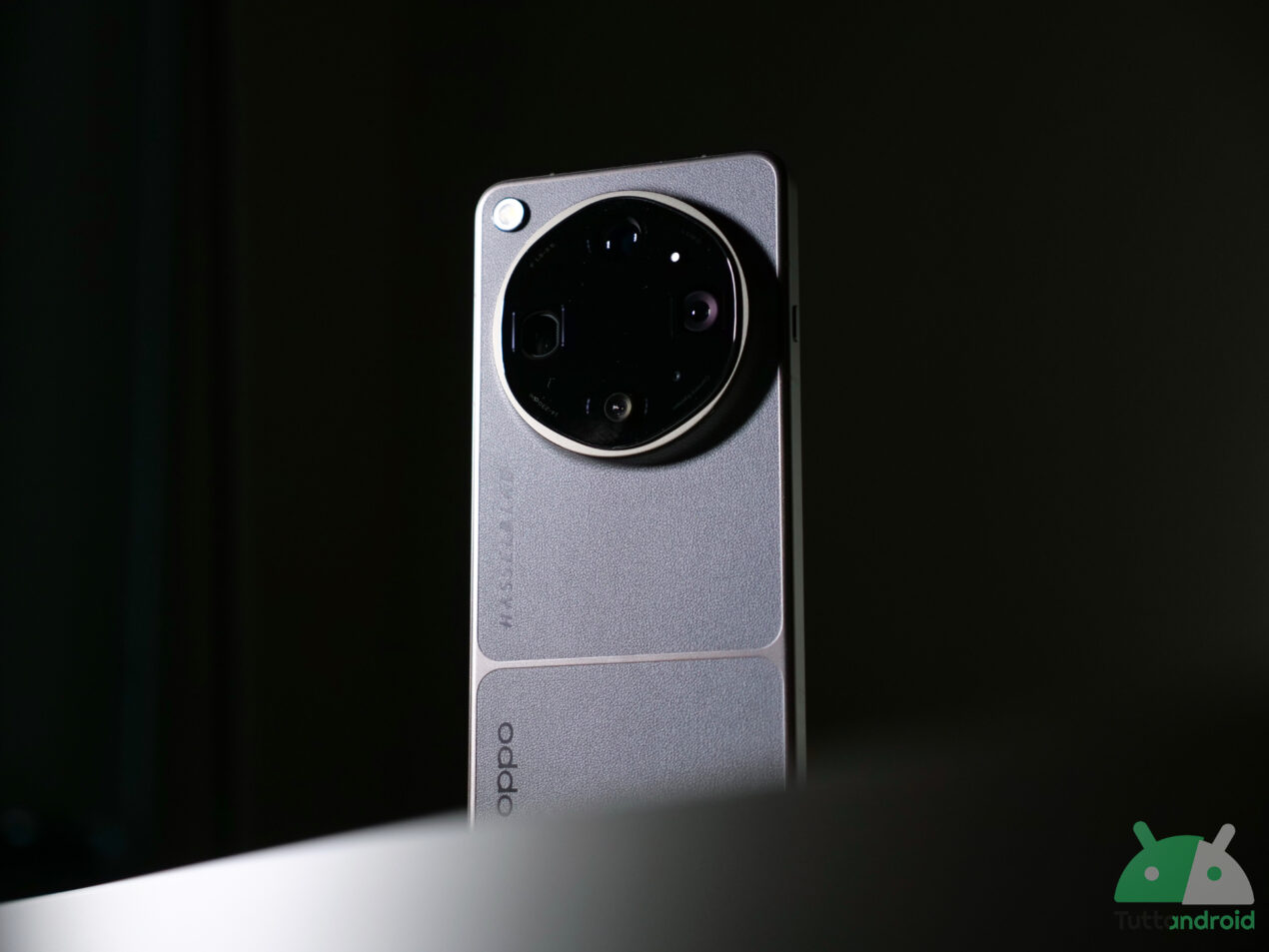 Recensione OPPO FIND X9 Ultra: così avanzato che alza l'asticella della fascia premium