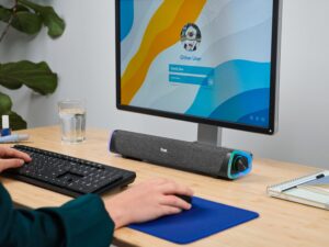 Meno di 20€ per avere questa Soundbar con RGB per la vostra postazione 1