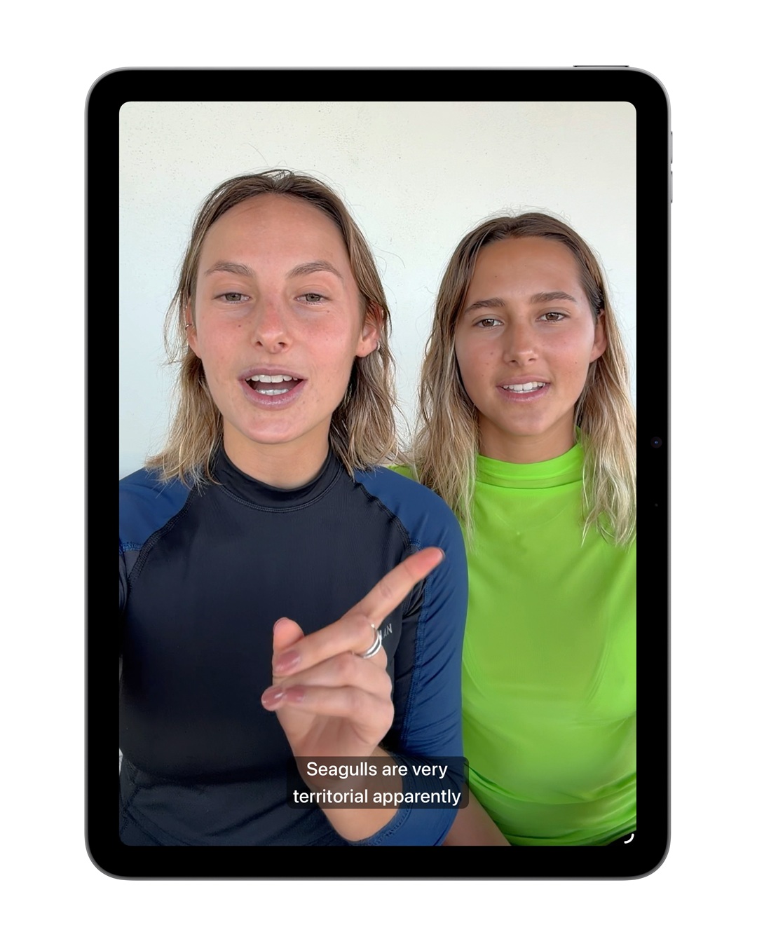 Apple - Funzioni Accessibilità IA (maggio 2026) - Sottotitoli video generati on device