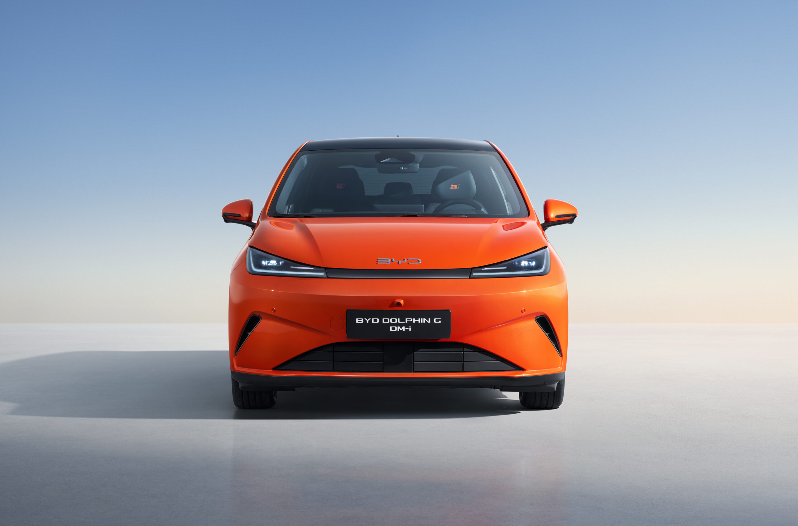 BYD Dolphin G DM-i debutta in Italia con la tecnologia Super Hybrid DM 5.0 4