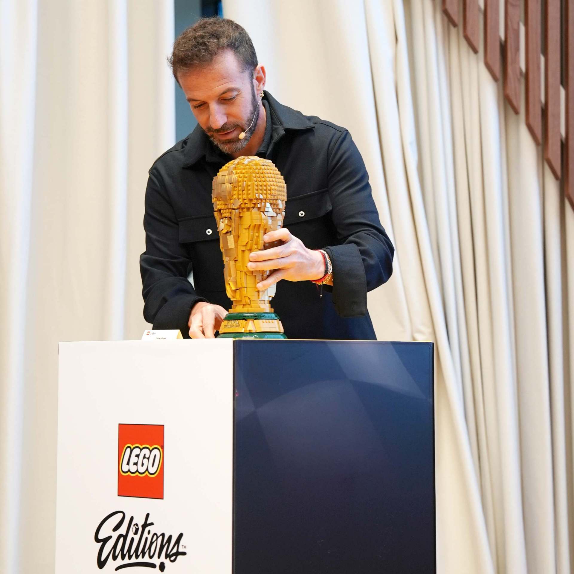 LEGO Stadium a Milano: quando i mattoncini entrano in campo per i Mondiali 2026 6
