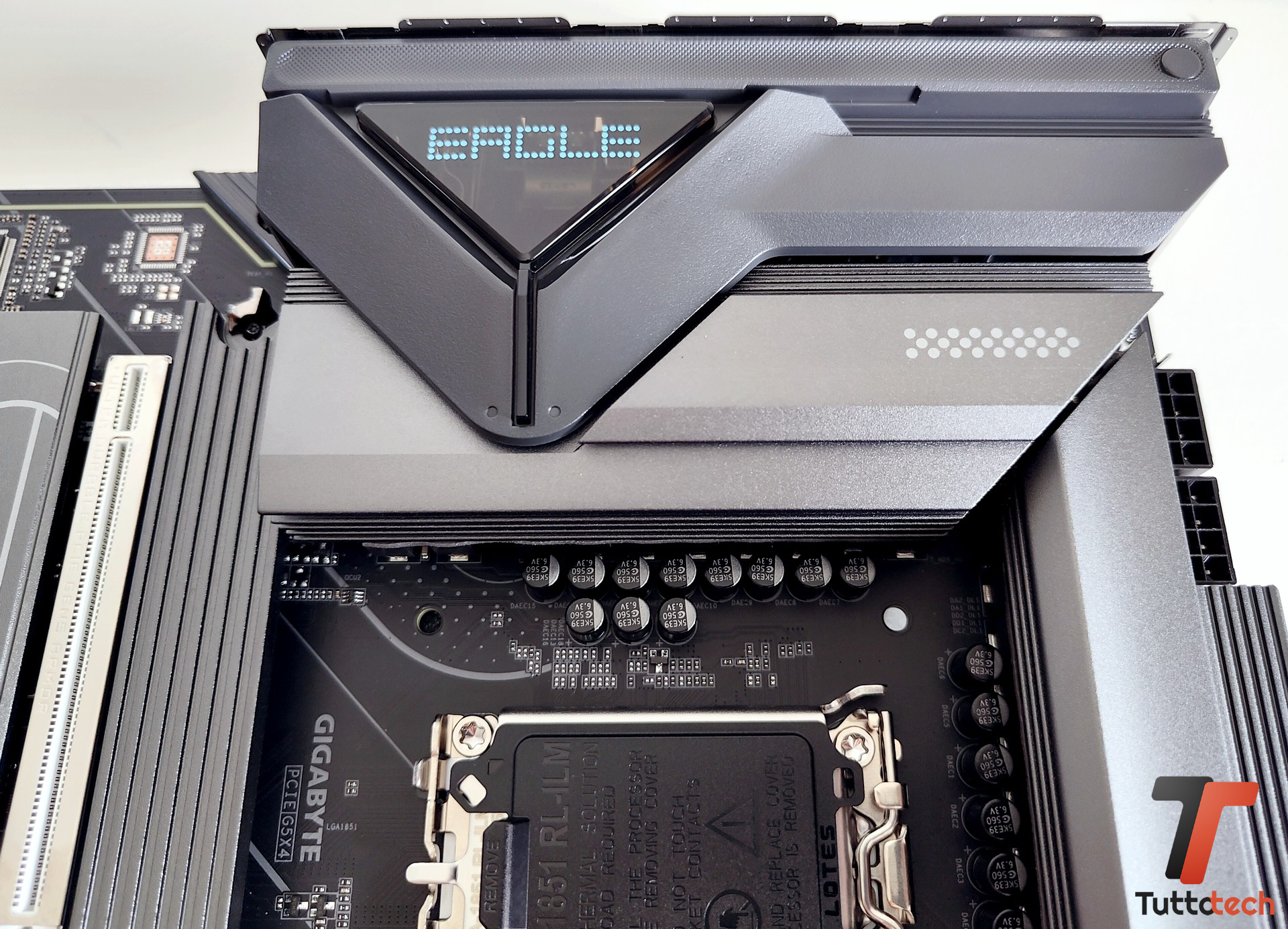 GIGABYTE Z890 EAGLE WIFI7 PLUS-tt-13