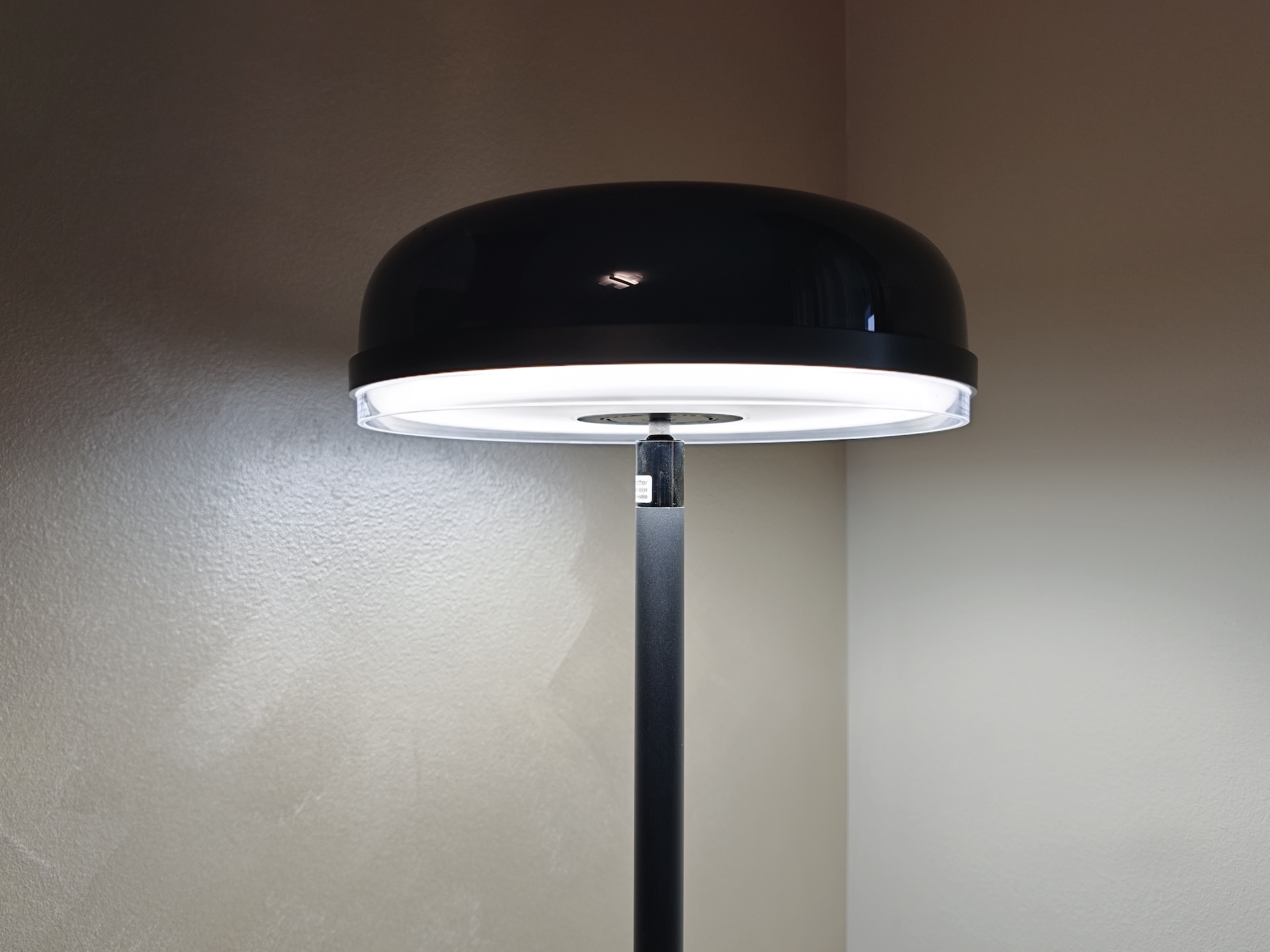 Recensione Govee Uplighter H60B0: la lampada da terra smart con effetto onda 10