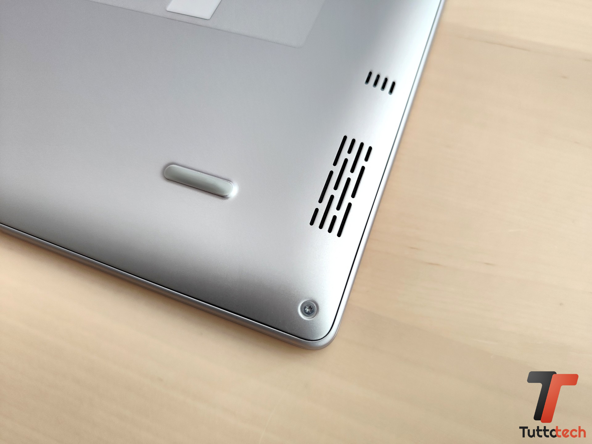 Recensione HONOR MagicBook 16 2026: equilibrato ed efficiente grazie a Intel Panther Lake 12