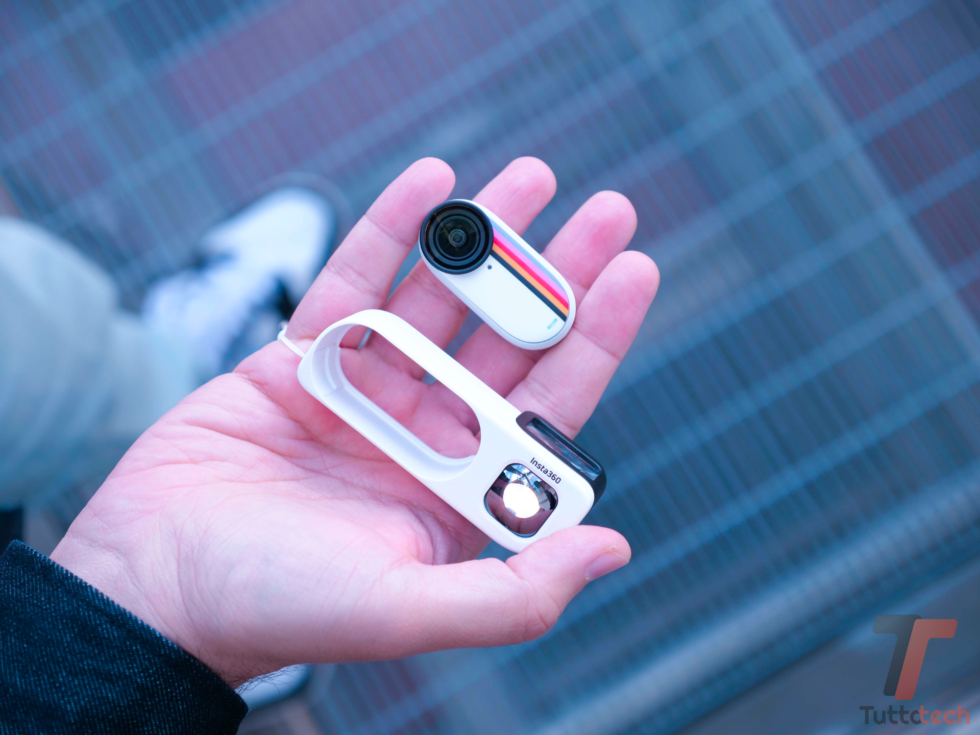 Recensione Insta360 GO 3S Pack Retrò: la videocamera tascabile “dei tempi passati” 6