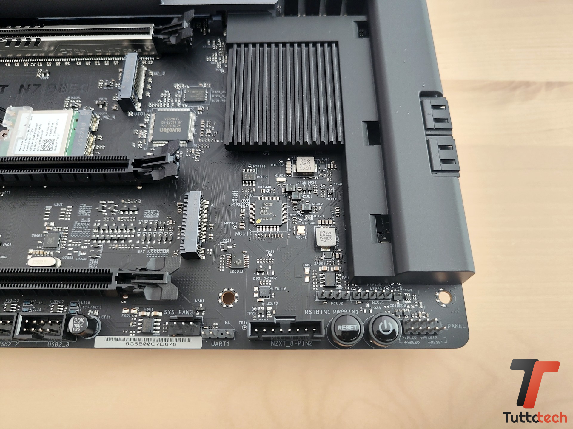 NZXT N7 B850-tt-8b