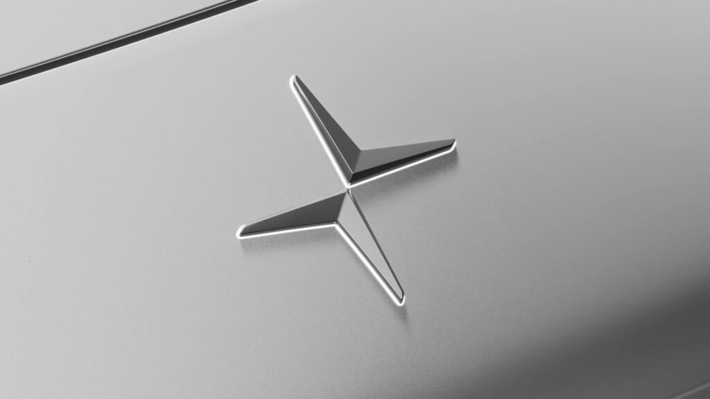 Polestar 3 e 4 si rinnovano: 800V, 350 kW di ricarica e nuovo look. Ordini aperti in Italia 10