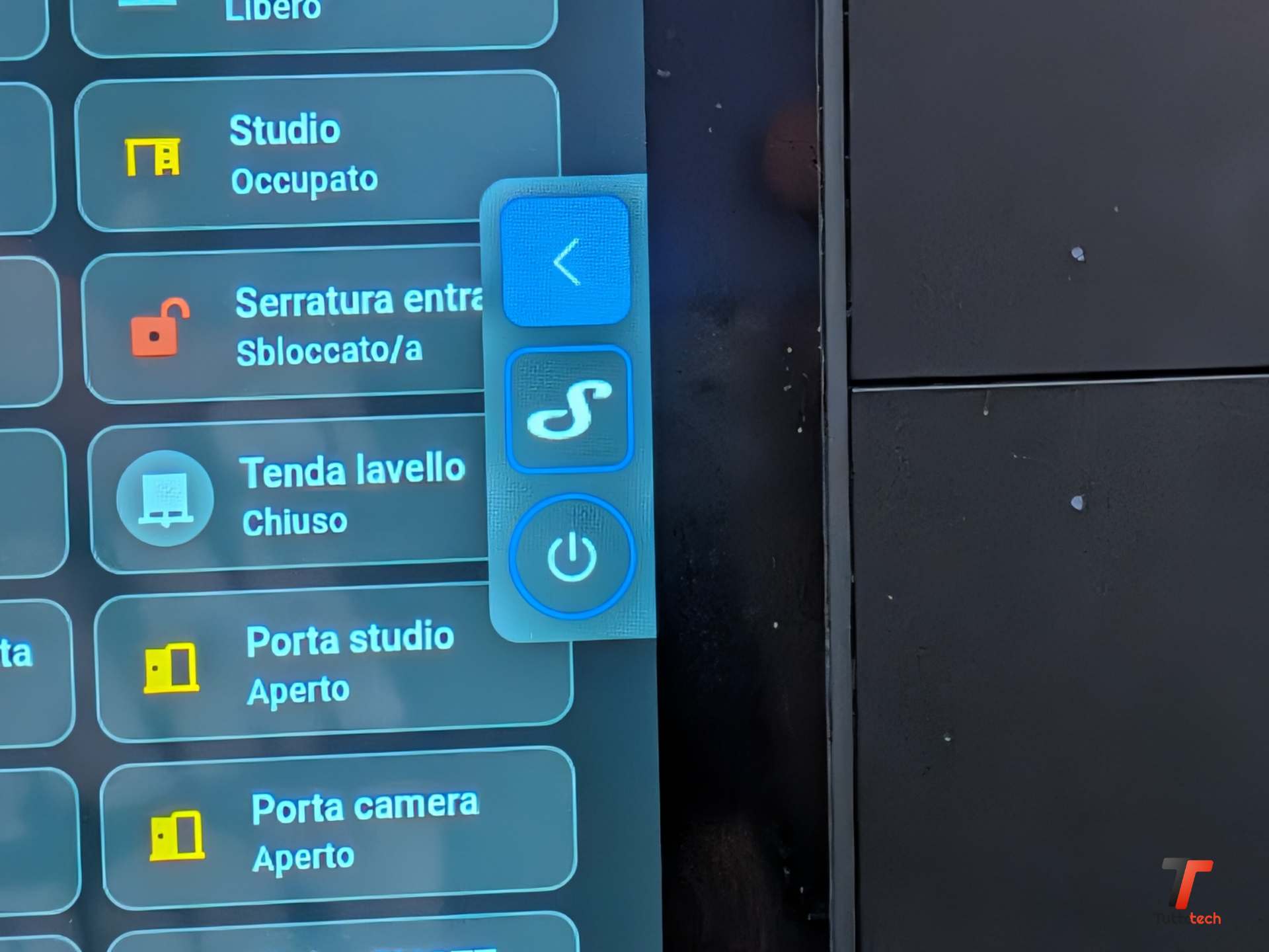 Recensione Shelly Wall Display XL, la smart home sempre sotto controllo 5
