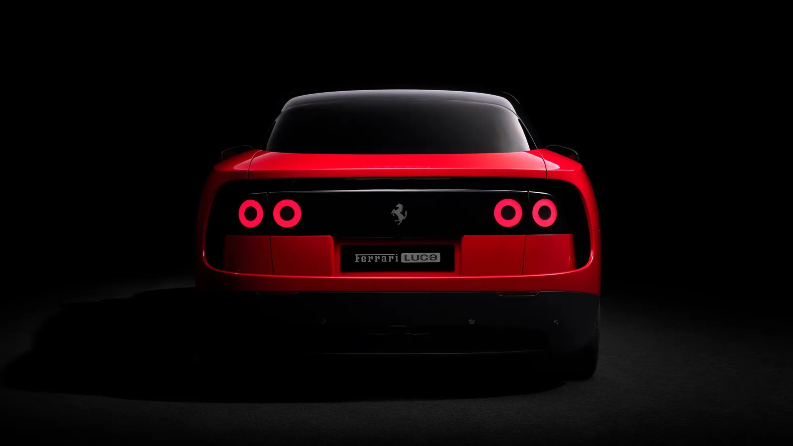 Ferrari Luce svelata a Roma: la supercar elettrica da 1.050 CV è realtà 6
