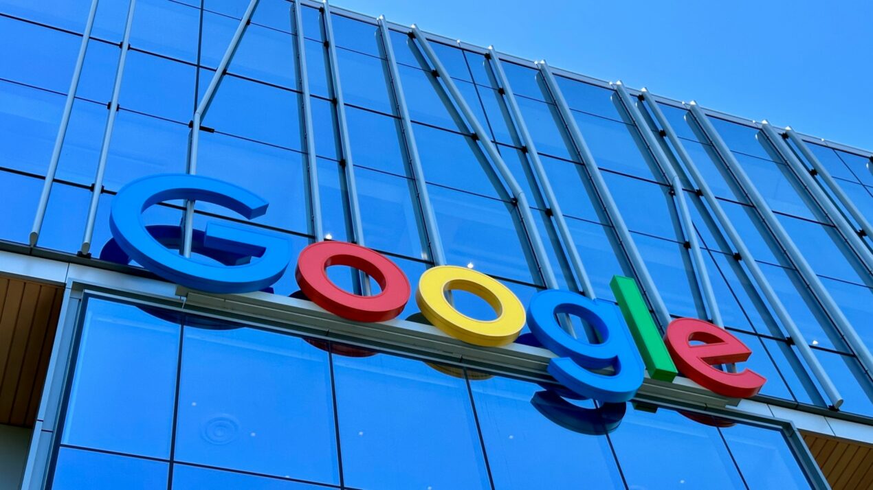 I dipendenti di Google nel Regno Unito votano per la sindacalizzazione: pesano i timori sull’uso militare dell’IA