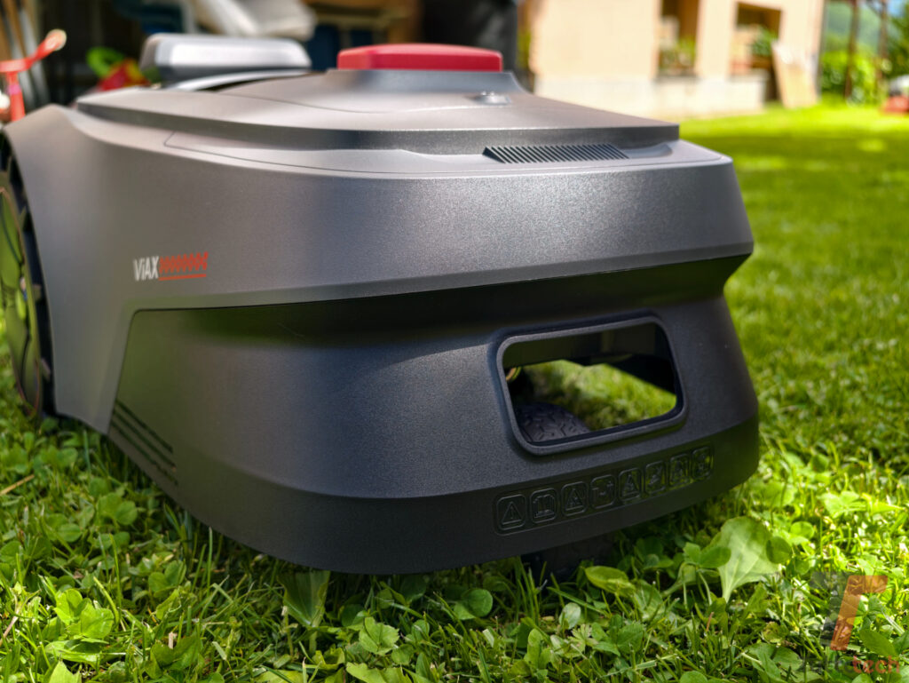 Recensione MOVA ViAX 500: un robot tagliaerba razionale e non troppo costoso (video) 2