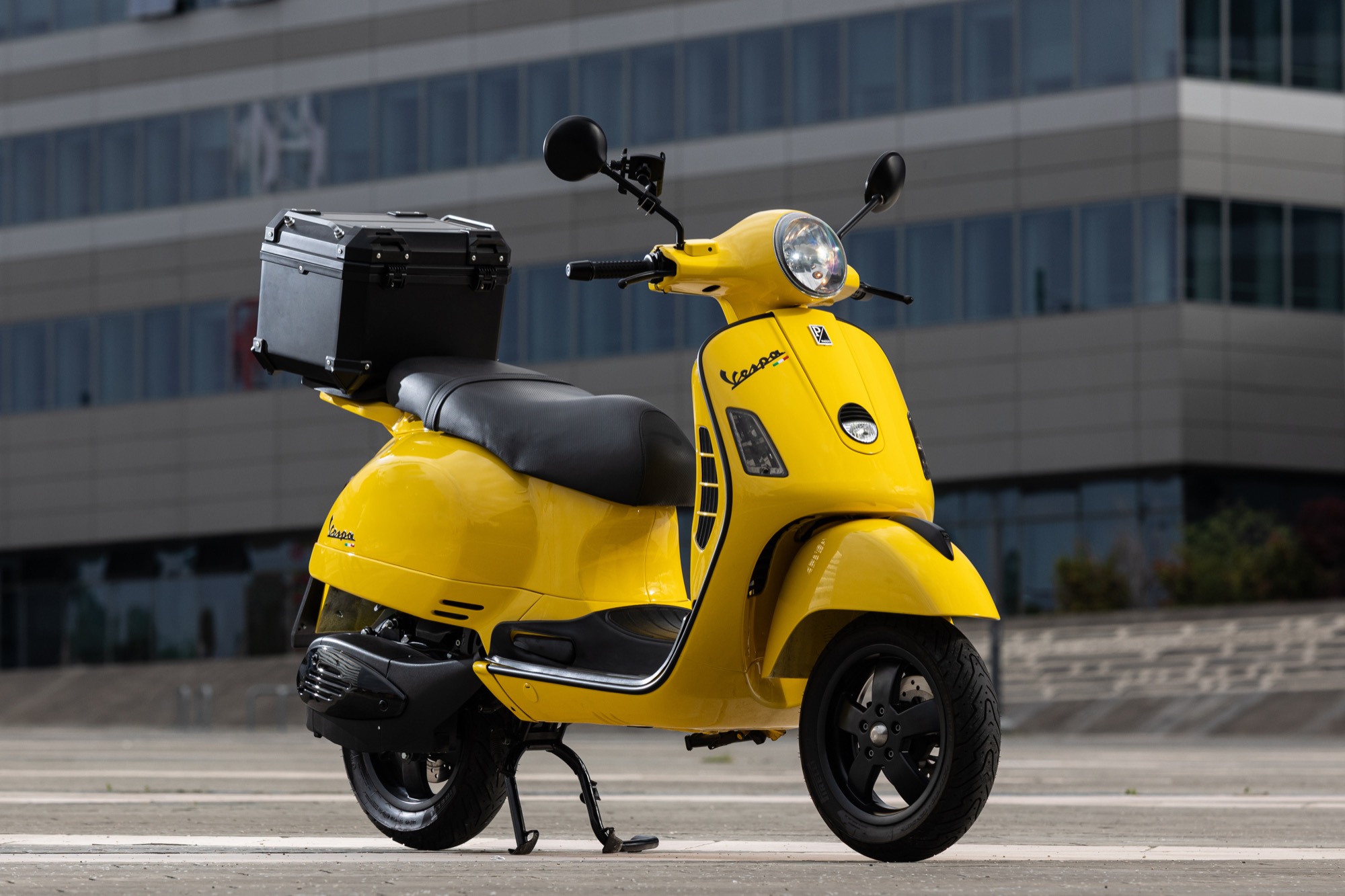 La Vespa diventa elettrica col retrofit di Newtron: ecco il kit omologato 1