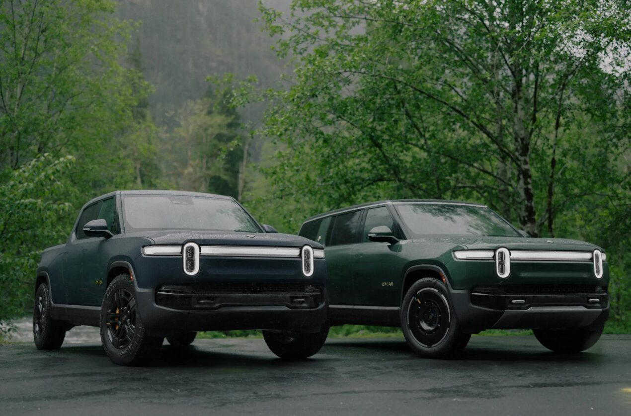 Rivian lancia il suo assistente AI con controllo completo del veicolo tramite linguaggio naturale