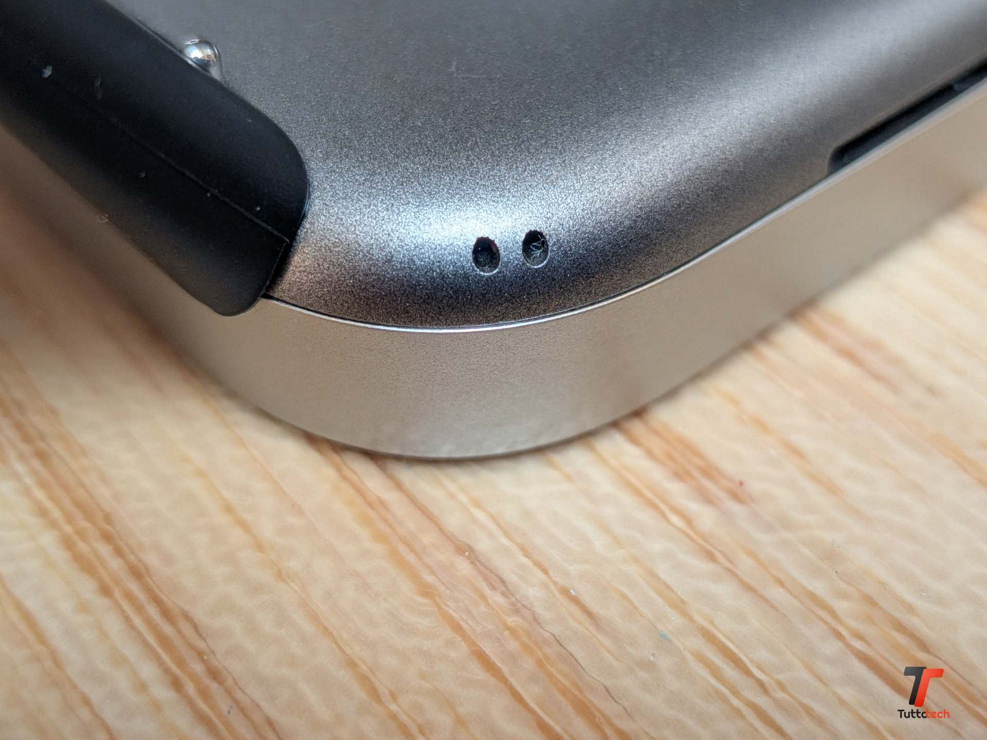 Recensione Amazfit Bip Max, schermo enorme ma convincente a metà 6