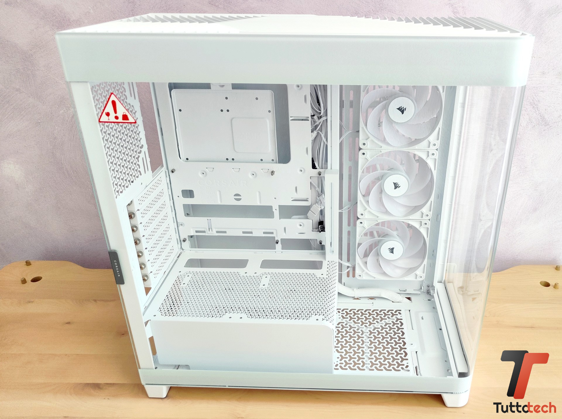 Corsair FRAME 4500X RS-R ARGB 3b