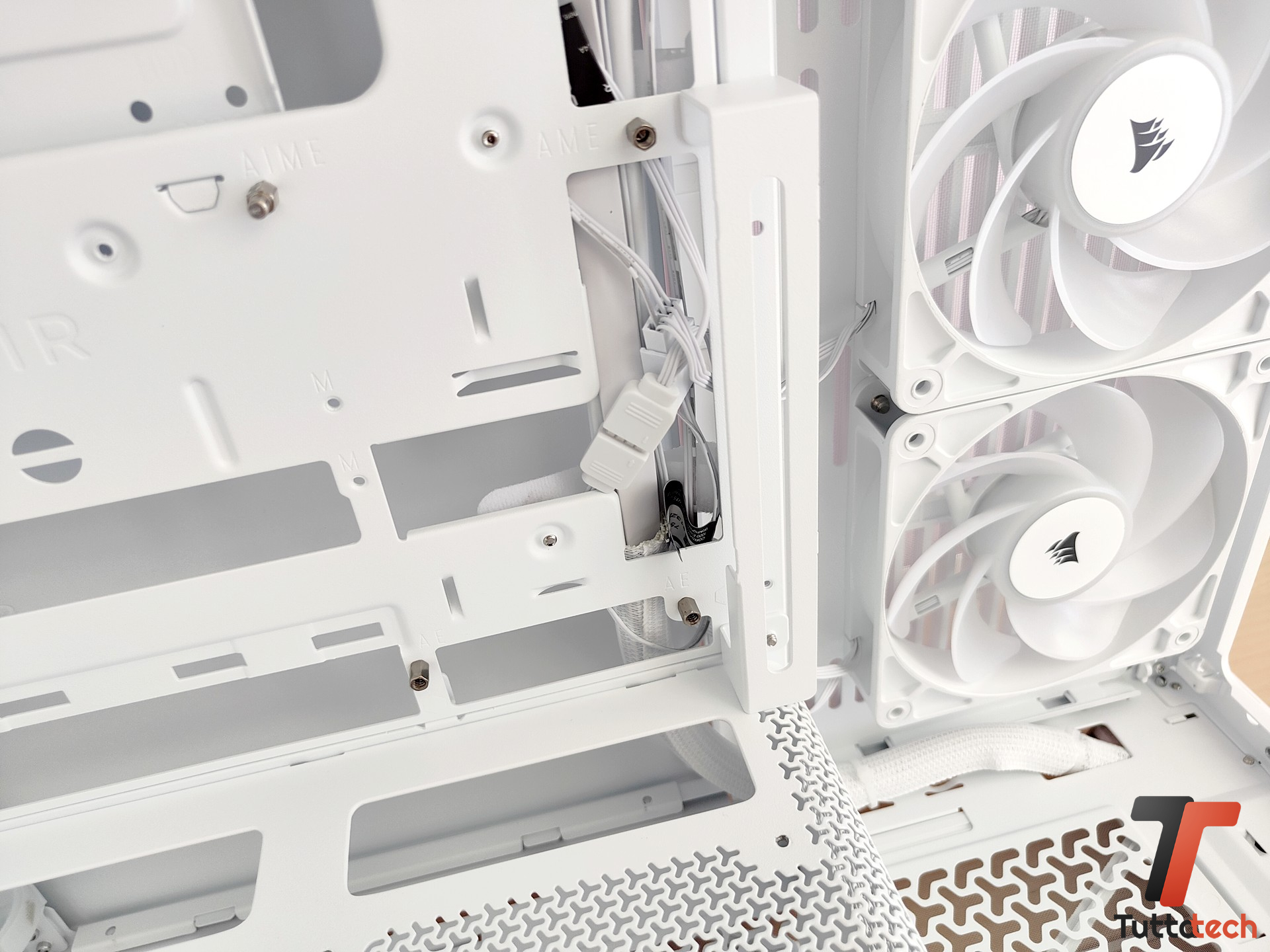 Corsair FRAME 4500X RS-R ARGB 9